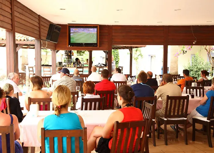 Club Paloma Aparthotel 3*