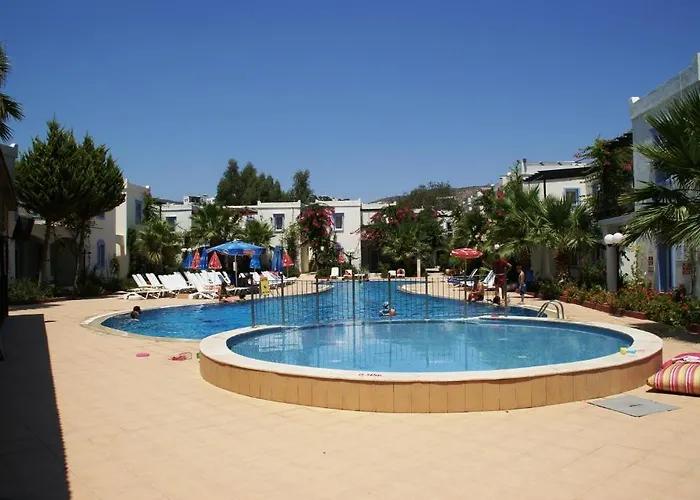 Aparthotel Club Paloma 3*