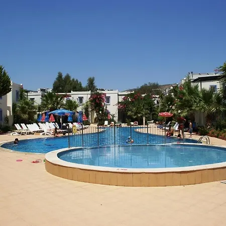 Ξενοδοχείο με διαμερίσματα Club Paloma 3*