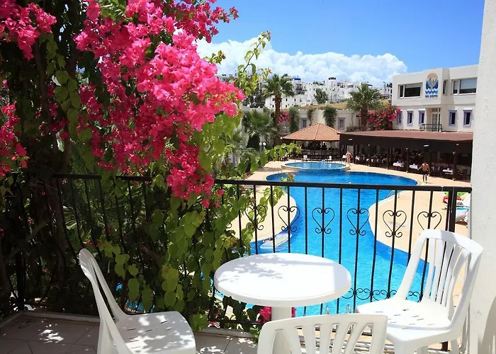 Club Paloma Aparthotel