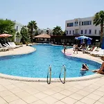 アパートホテル Club Paloma ボドルム