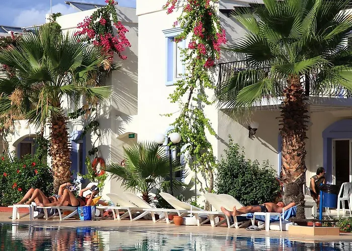 Club Paloma Hotel de apartamente 3*